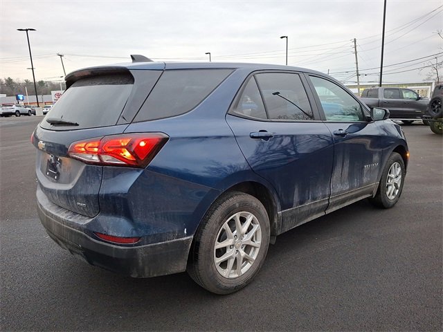 Used 2023 Chevrolet Equinox LS w/ LS Convenience Package image 7