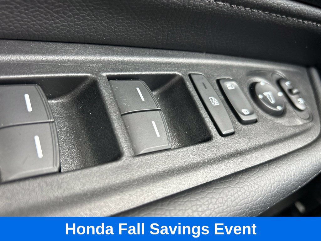 Used 2025 Honda Odyssey Touring image 27