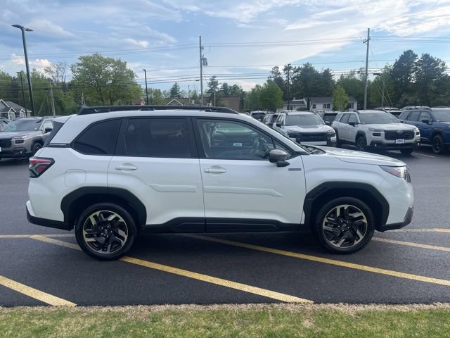 Certified 2025 Subaru Forester Premium AWD/4WD image 4