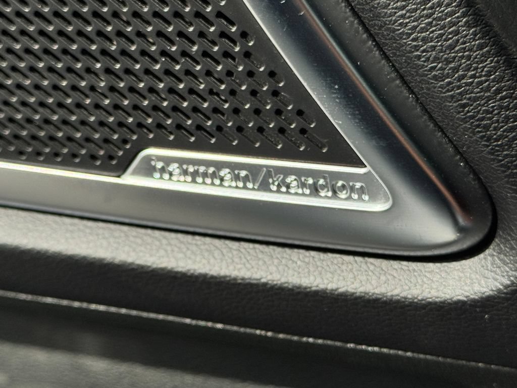 Used 2022 Kia Telluride SX w/ SX Prestige Package AWD/4WD image 37