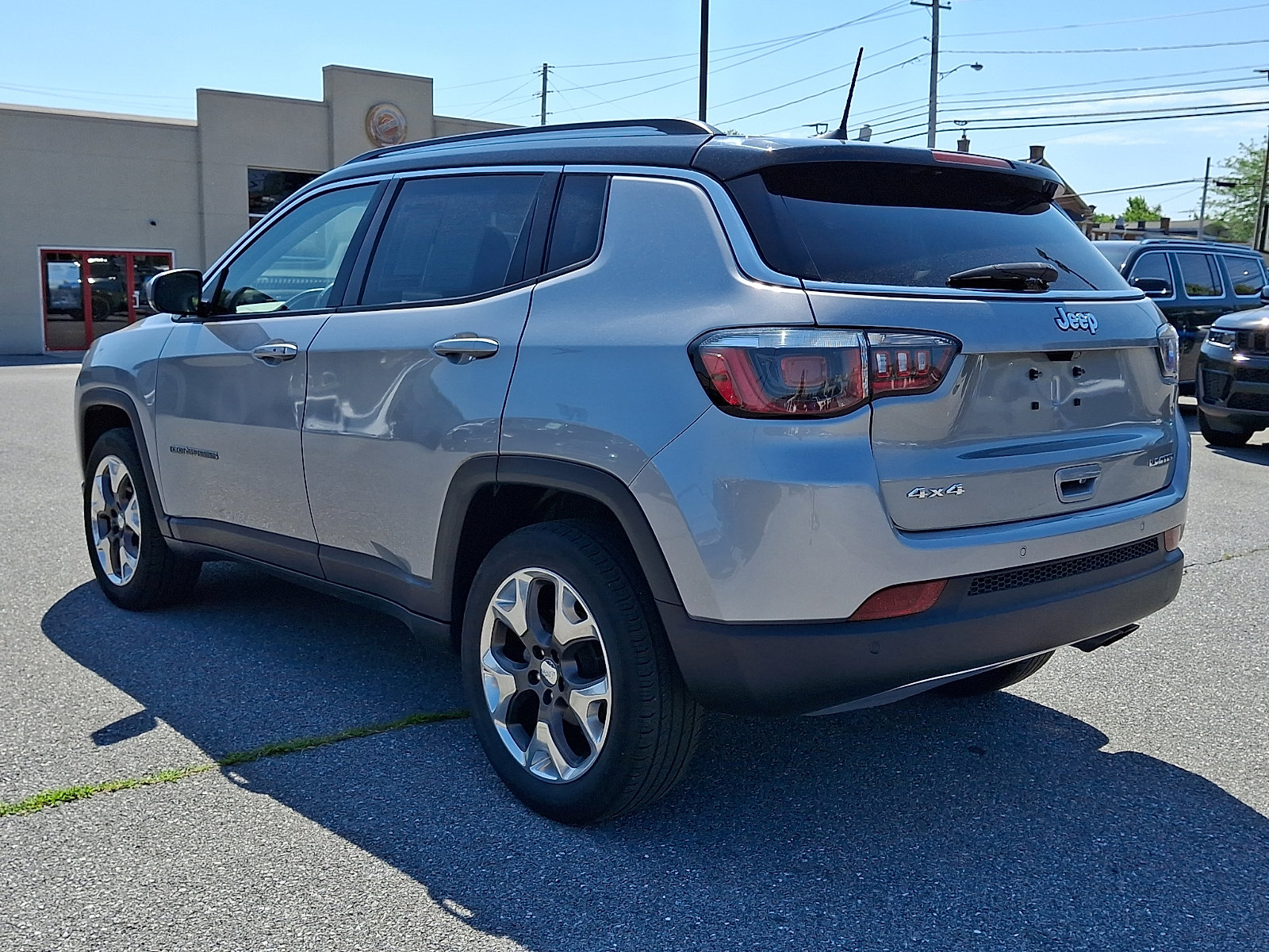 Used 2020 Jeep Compass Limited w/ Safety & Security Group AWD/4WD image 5