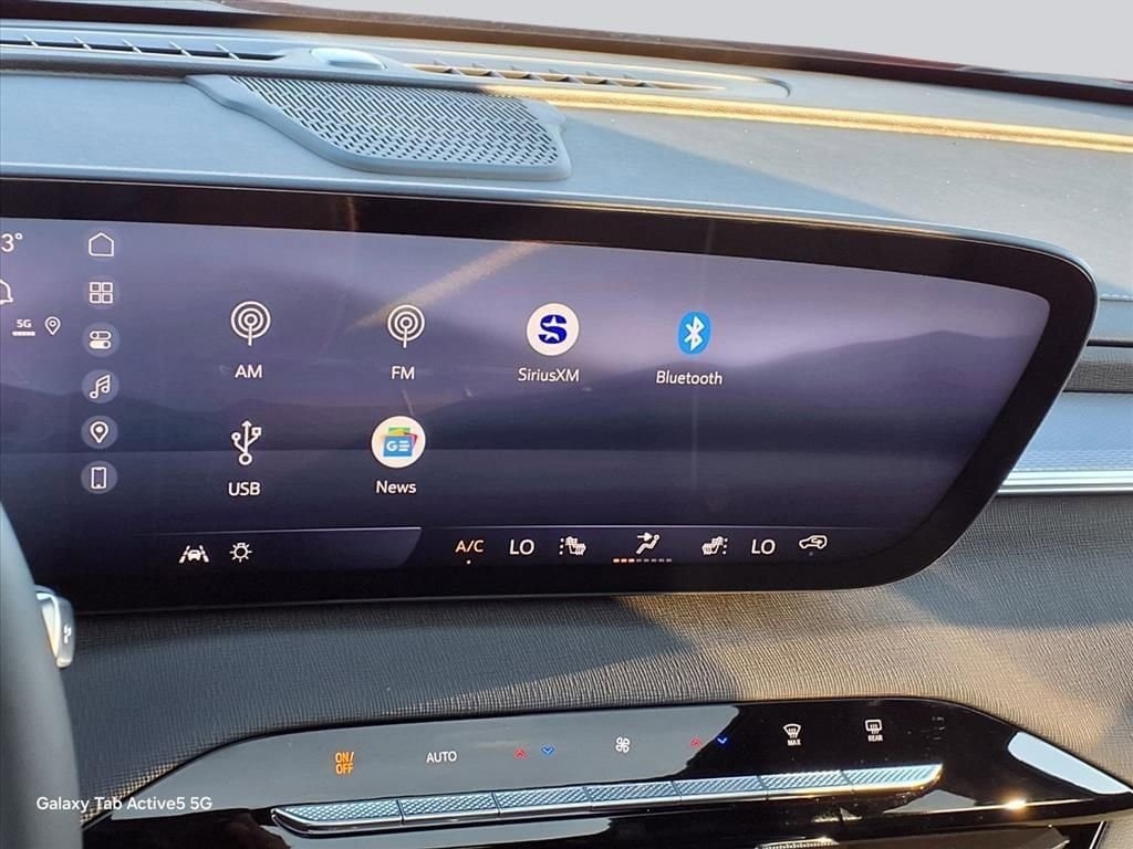 New 2026 Buick Enclave Sport Touring w/ Power Package FWD image 28