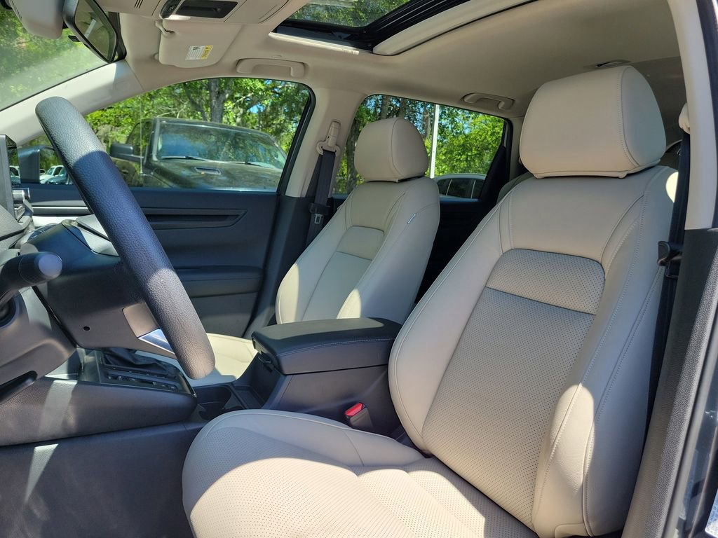 Used 2025 Honda CR-V EX image 16