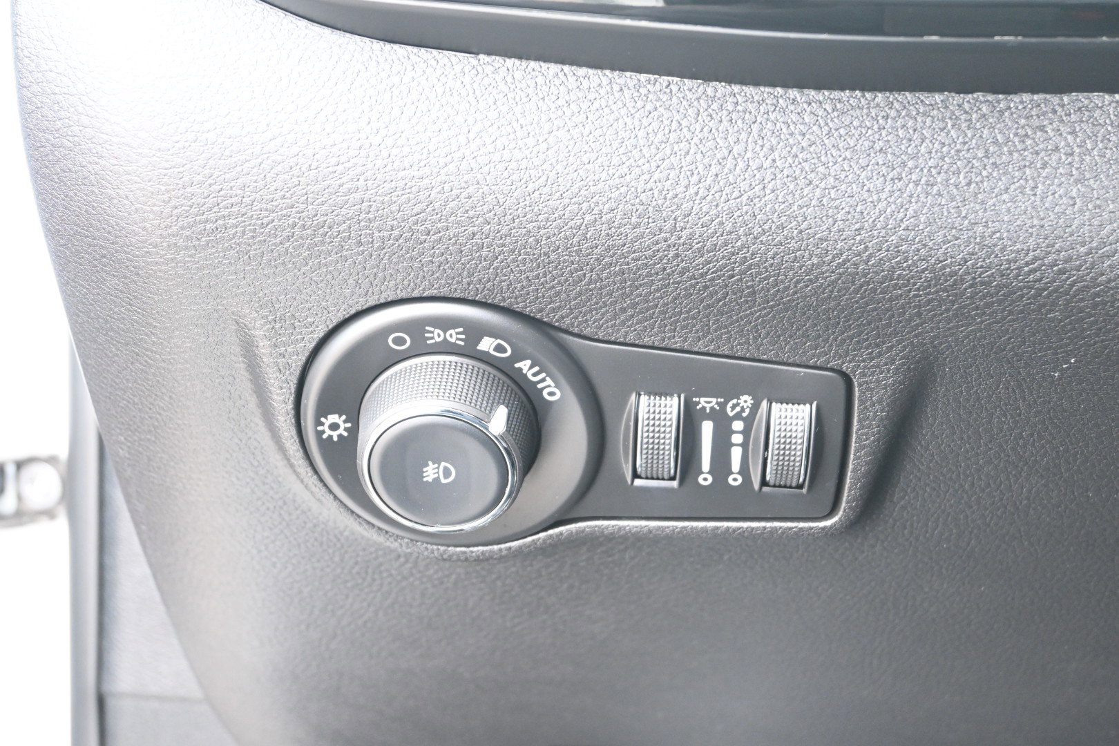 Certified 2024 Jeep Compass Trailhawk image 18