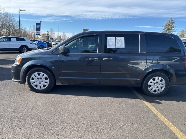Used 2013 Dodge Grand Caravan American Value Package w/ UConnect Hands-Free Group image 14