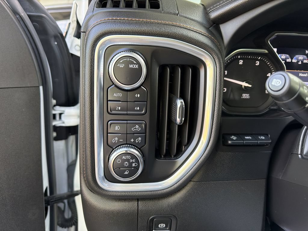 Certified 2022 GMC Sierra 3500 AT4 w/ AT4 Premium Plus Package AWD/4WD image 19