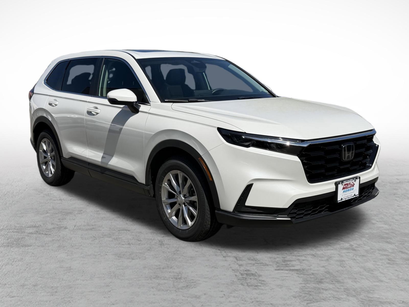 Used 2023 Honda CR-V EX image 3