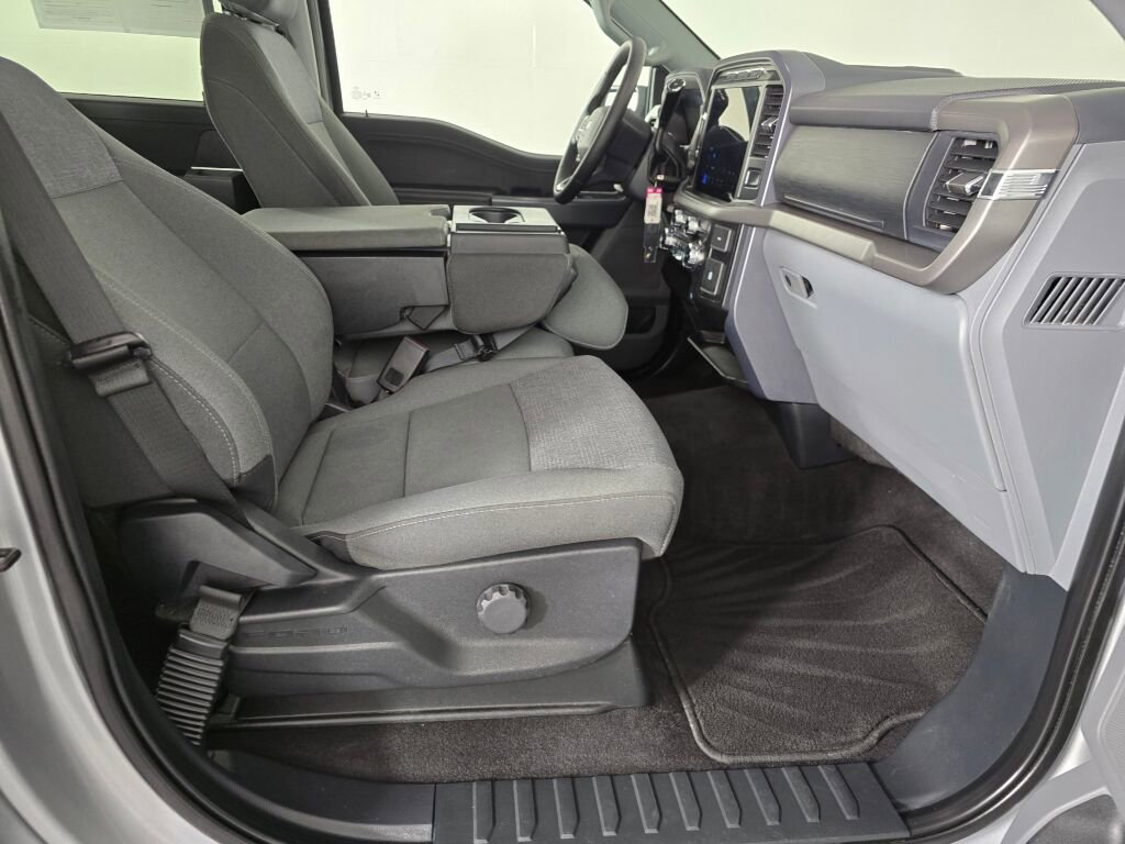 Used 2024 Ford F150 XLT w/ Tow/Haul Package image 40
