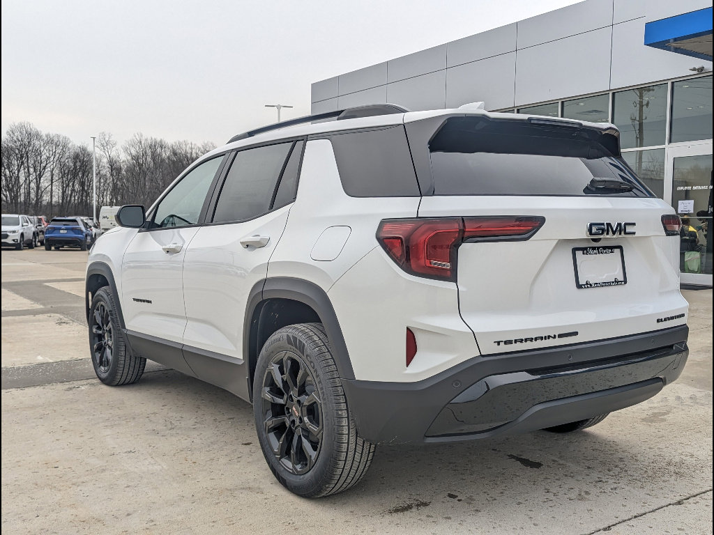 New 2026 GMC Terrain Elevation w/ Black Edition image 8