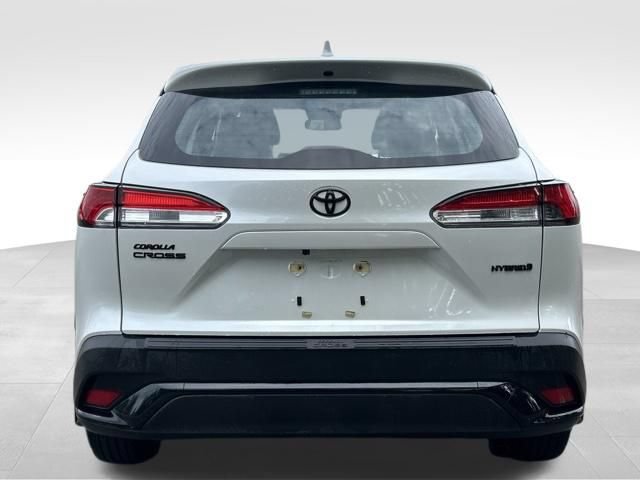 Used 2023 Toyota Corolla Cross AWD Hybrid image 4