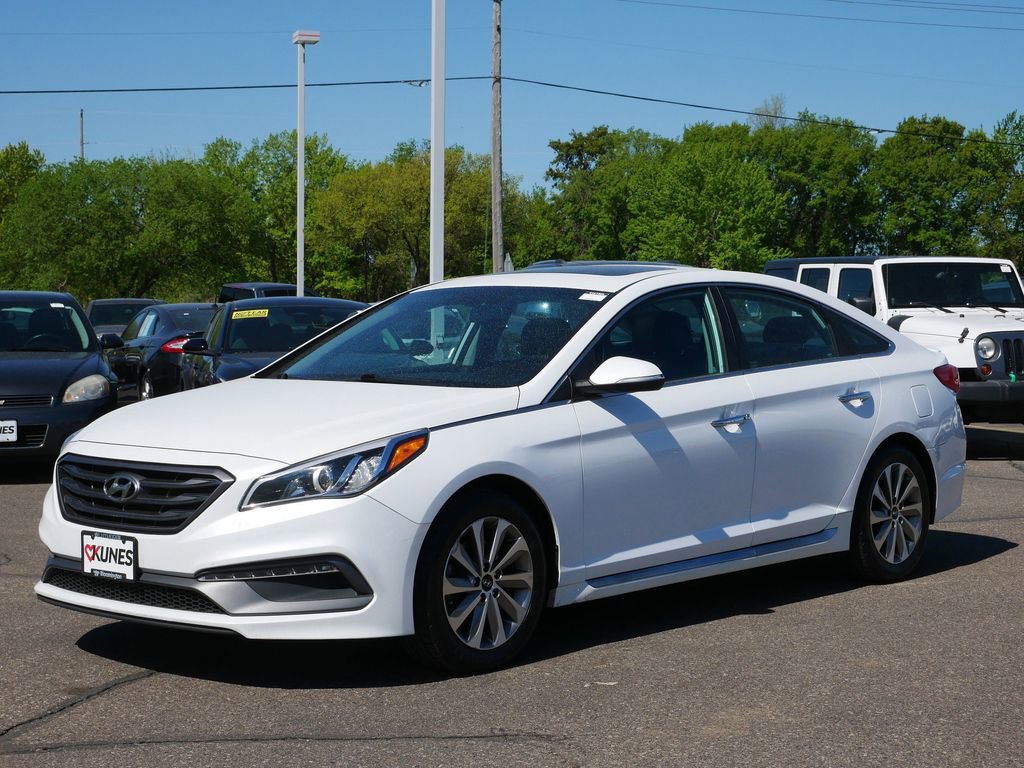 Used 2017 Hyundai Sonata Sport w/ Value Edition Package 02 FWD image 5
