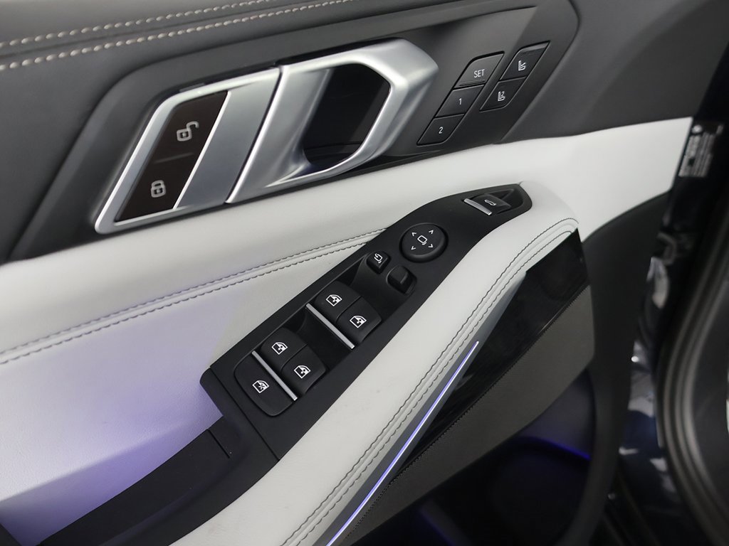 Used 2024 BMW X5 xDrive40i w/ M Sport Package image 39