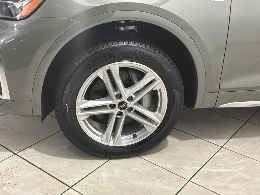 Used 2024 Audi Q5 e Premium Plus AWD/4WD image 16