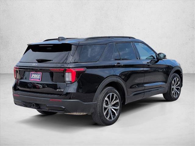 Used 2025 Ford Explorer ST-Line image 5