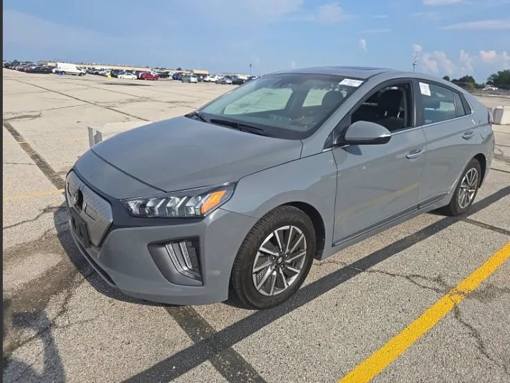 Used 2021 Hyundai Ioniq Limited FWD image 1