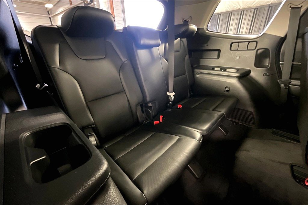 Used 2025 Kia Telluride S FWD image 35