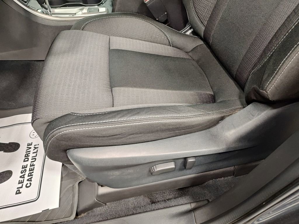 Used 2021 Subaru Ascent Premium w/ Convenience Package image 28