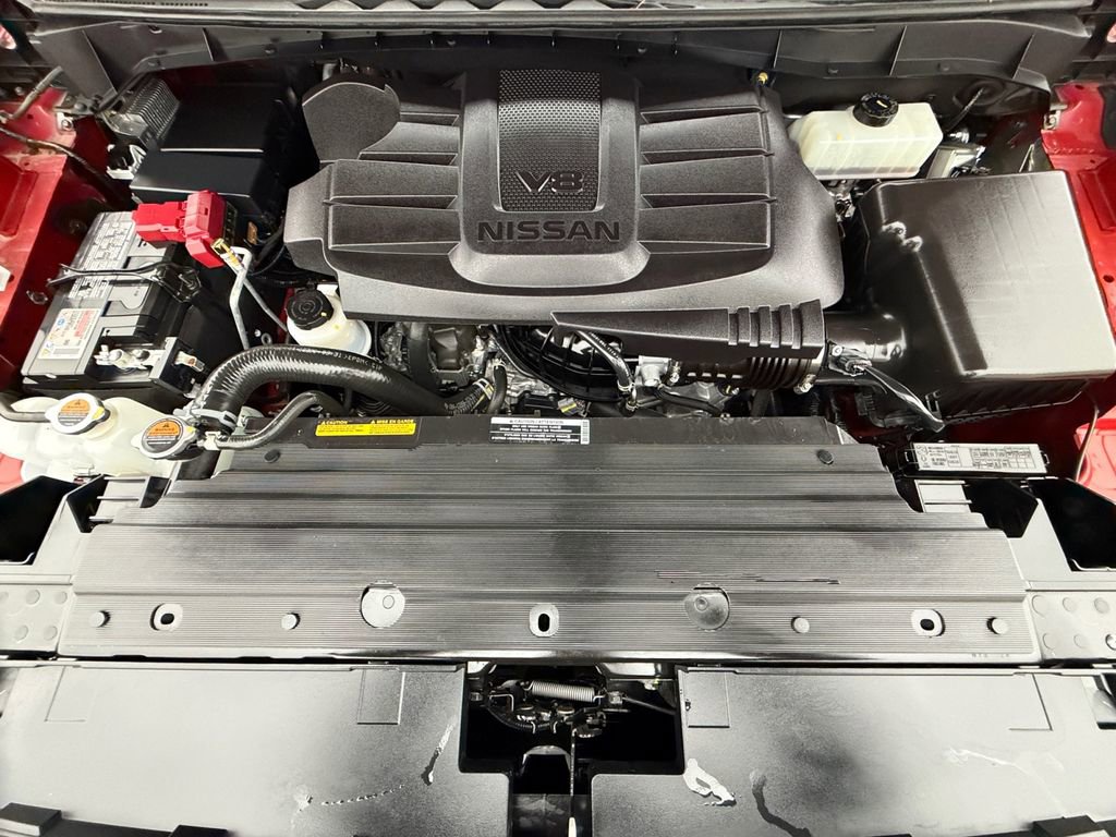 Used 2024 Nissan Titan PRO-4X w/ Pro-4x Utility Package image 9