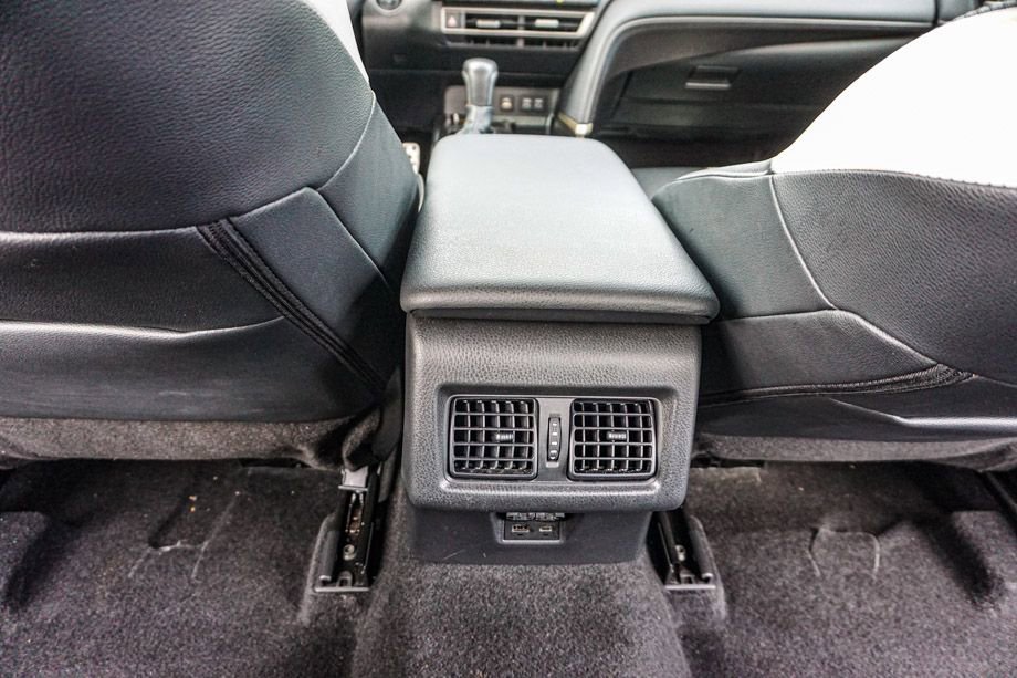 Used 2025 Toyota Camry SE image 27