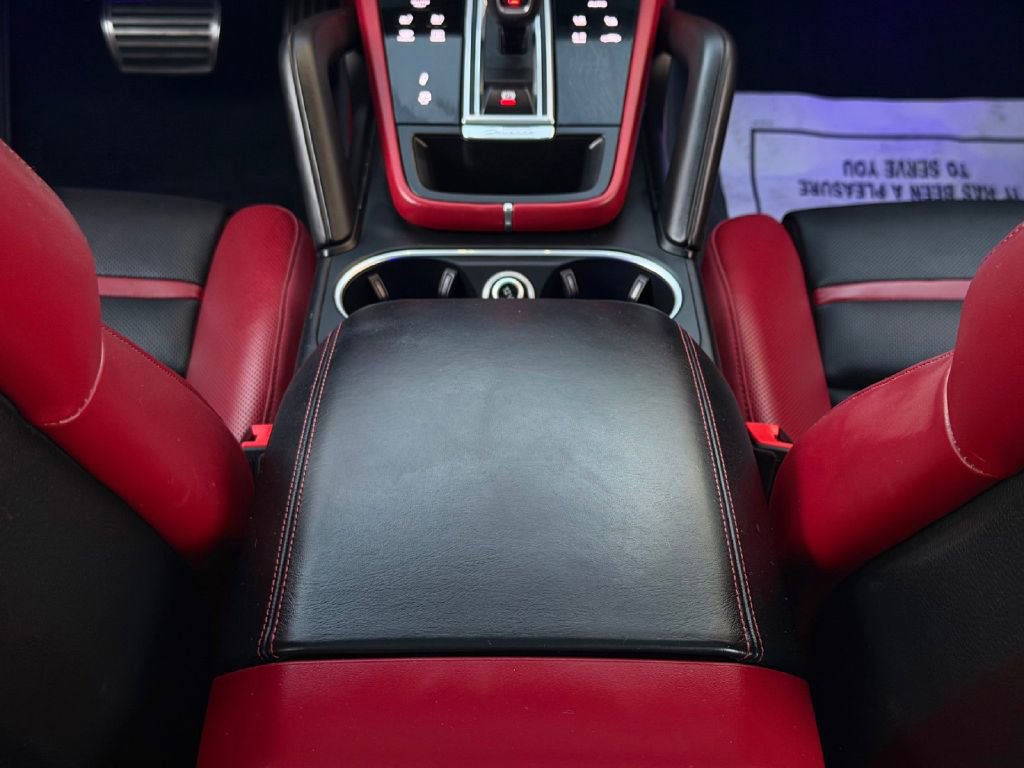 Used 2021 Porsche Cayenne GTS image 46