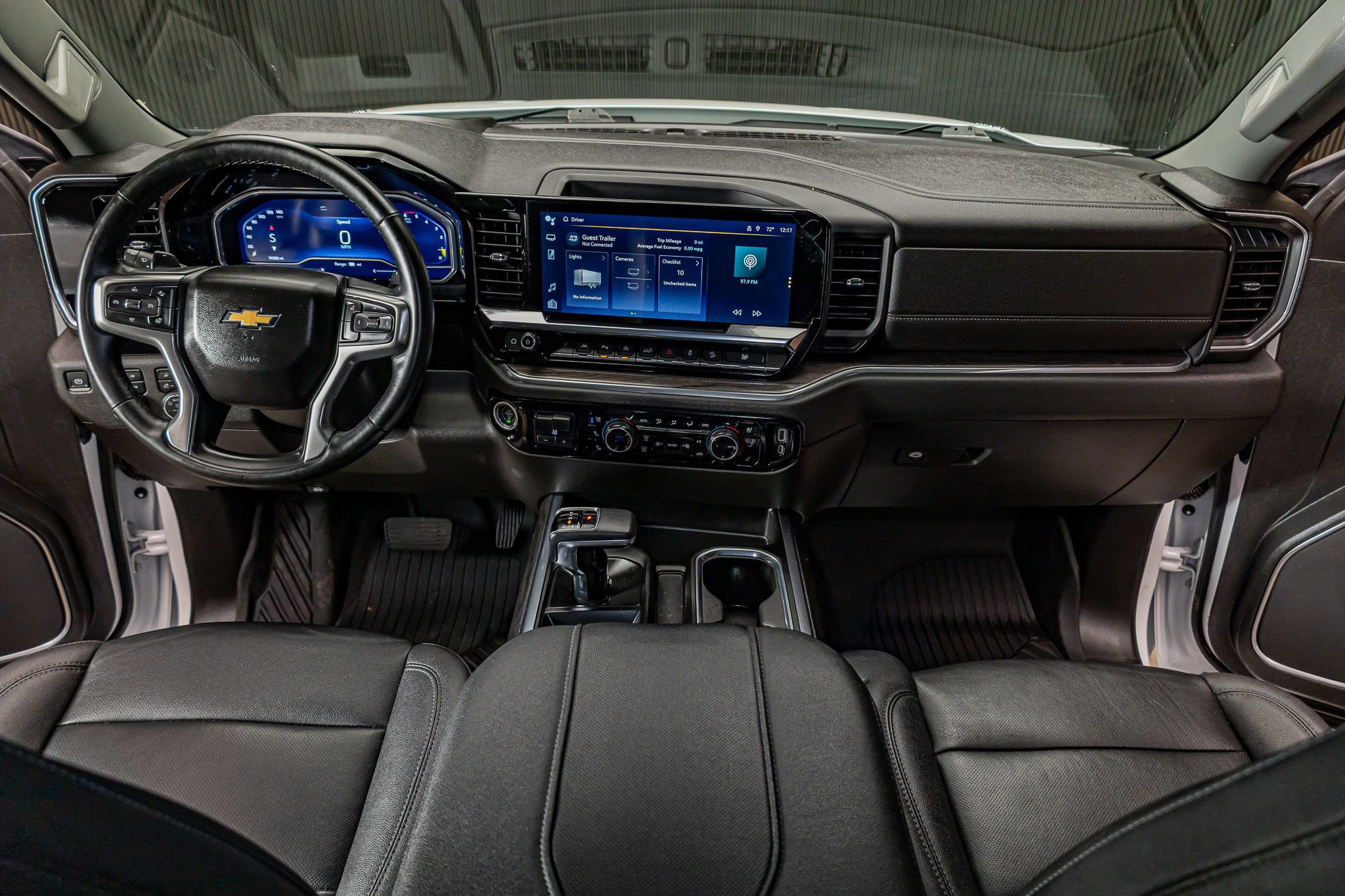 Used 2023 Chevrolet Silverado 1500 LTZ image 19