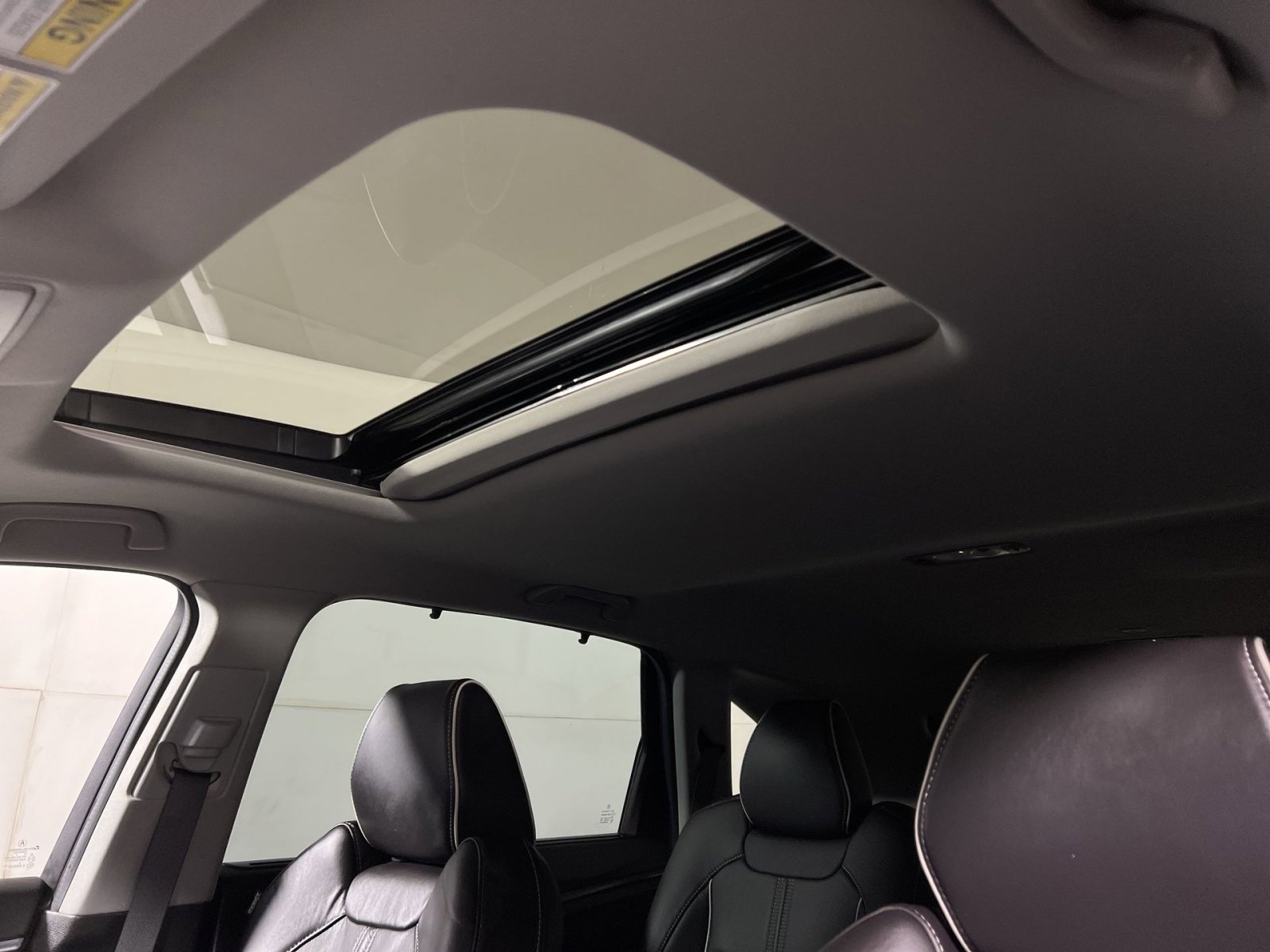 Used 2020 Acura MDX SH-AWD w/ Advance Package image 24