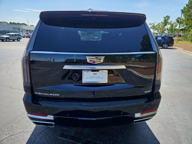Certified 2026 Cadillac Escalade Luxury AWD/4WD image 10