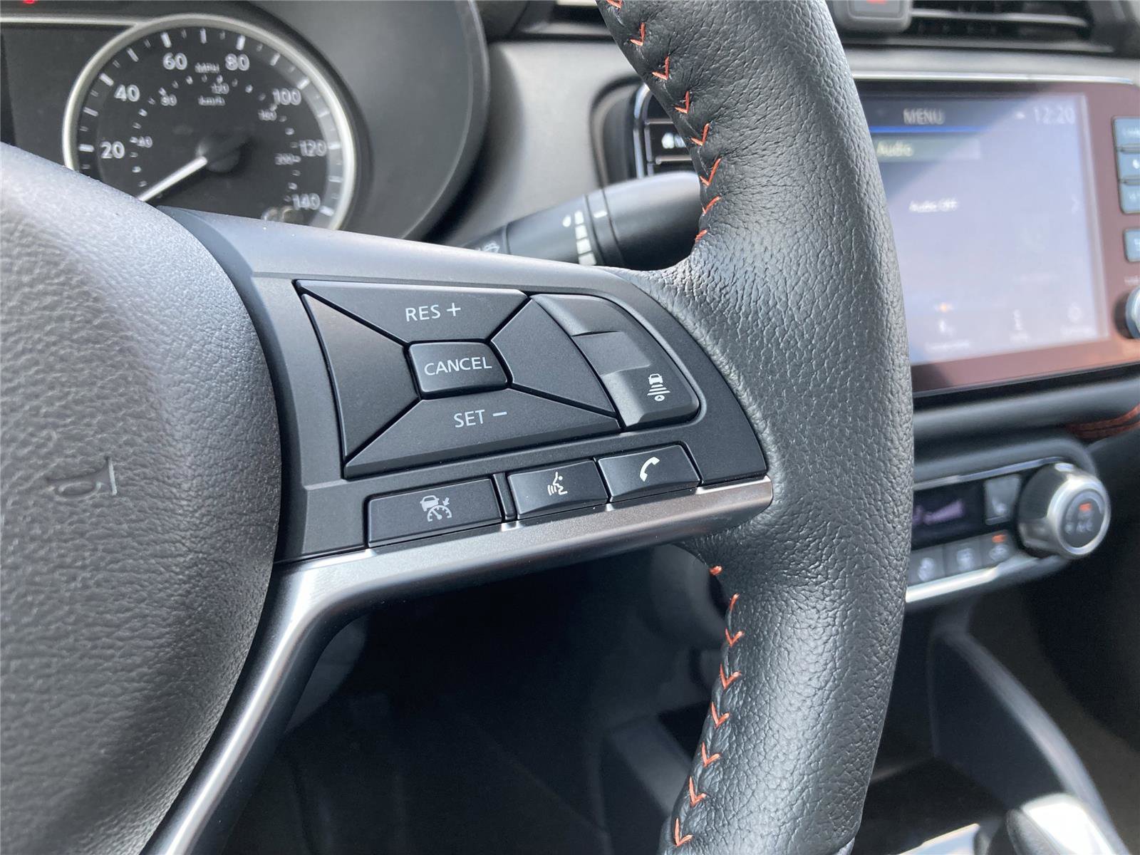 New 2025 Nissan Versa SR w/ Trunk Package image 21