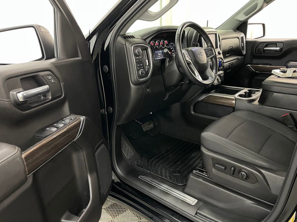 Used 2022 Chevrolet Silverado 1500 RST w/ LPO, Blackout Package image 22