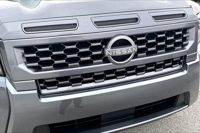 Certified 2025 Nissan Frontier SV w/ SV Convenience Package image 30