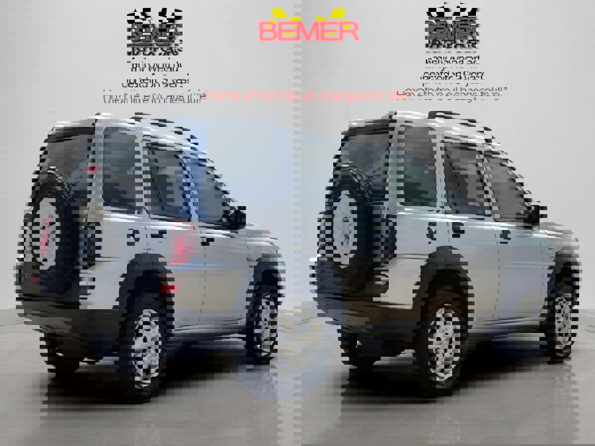 Used 2004 Land Rover Freelander SE image 5