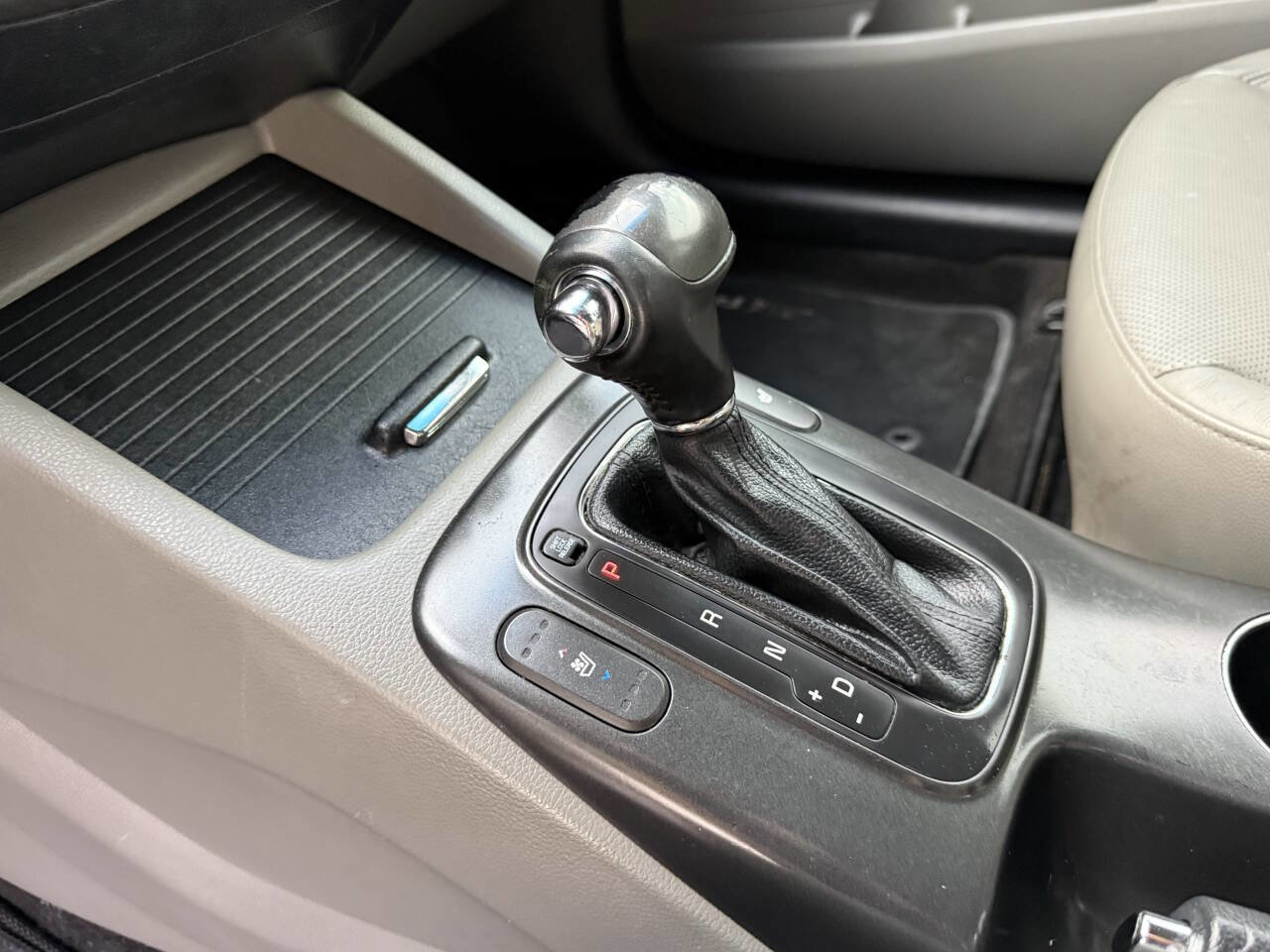 Used 2014 Kia Forte EX w/ EX Premium Package image 14