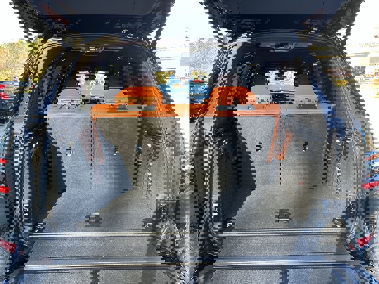 Certified 2023 BMW X7 M60i w/ Executive Package image 37