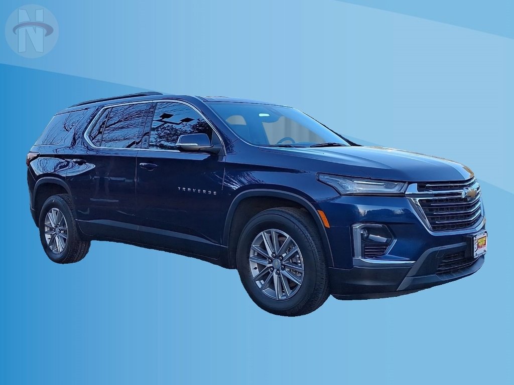 Used 2023 Chevrolet Traverse LT image 1
