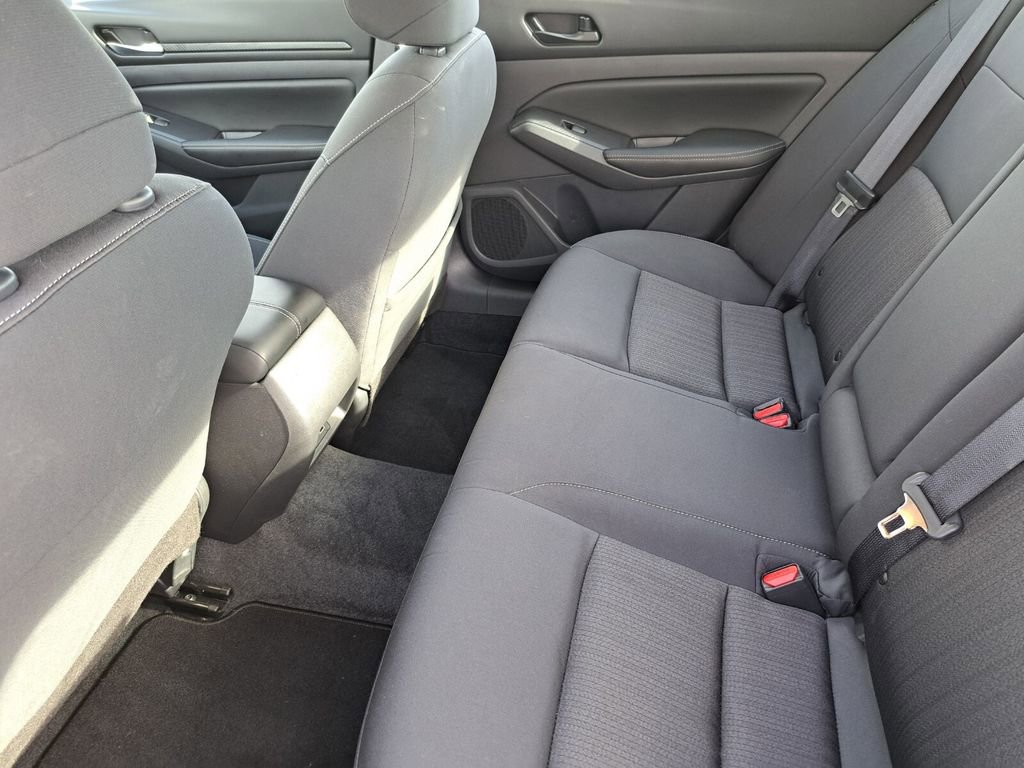 Used 2025 Nissan Altima 2.5 SV w/ SV Special Edition Package image 21