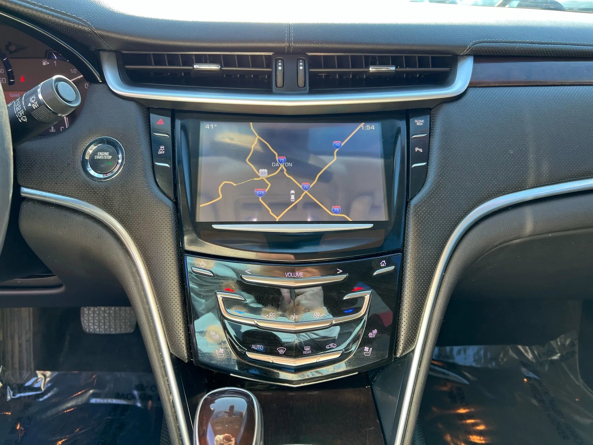 Used 2013 Cadillac XTS Luxury image 13