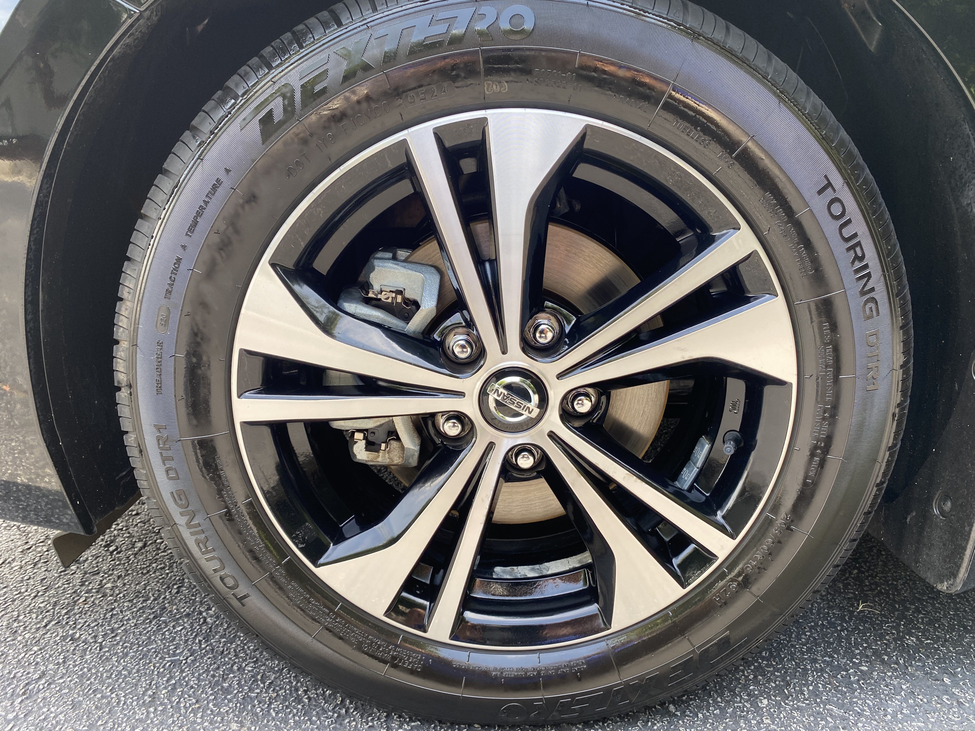 Used 2023 Nissan Sentra SV FWD image 39