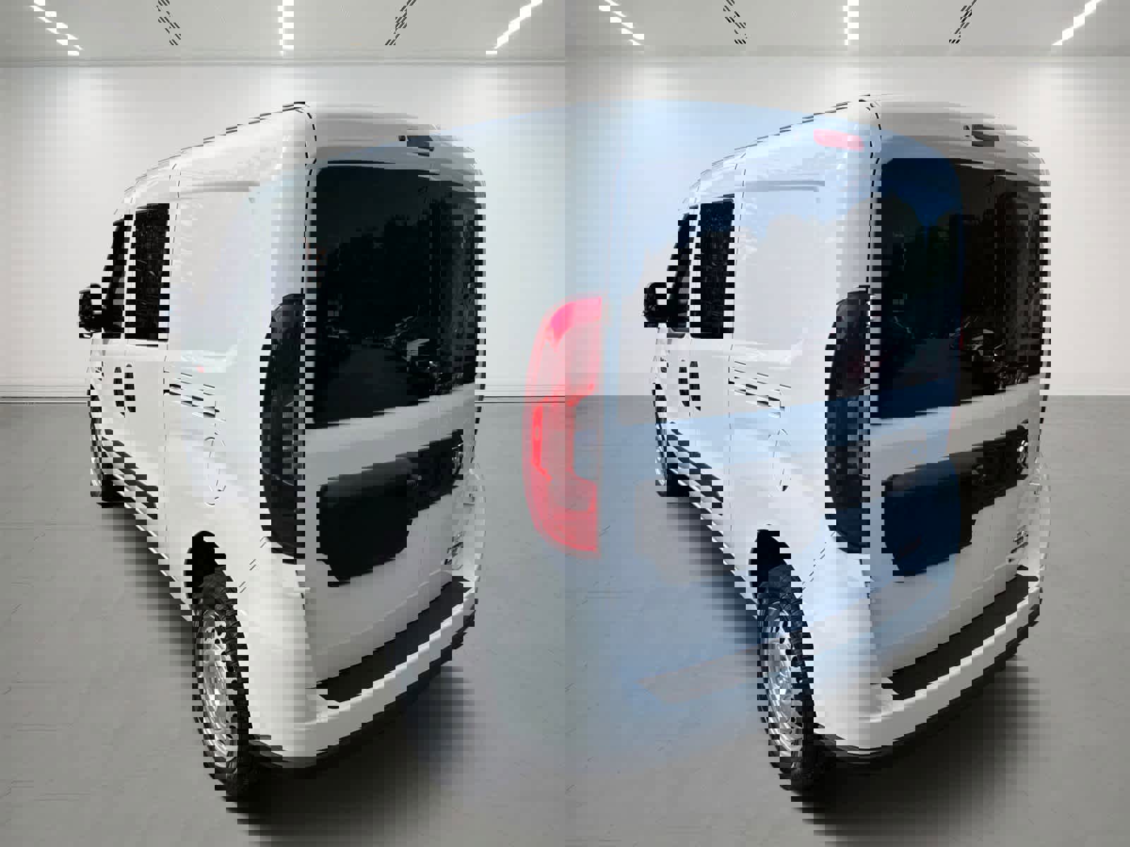 Used 2022 RAM ProMaster City Tradesman image 4