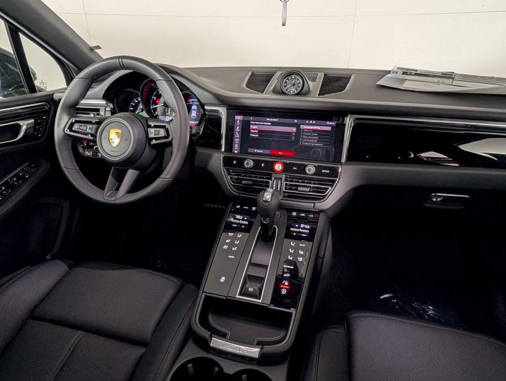 New 2026 Porsche Macan AWD/4WD image 22