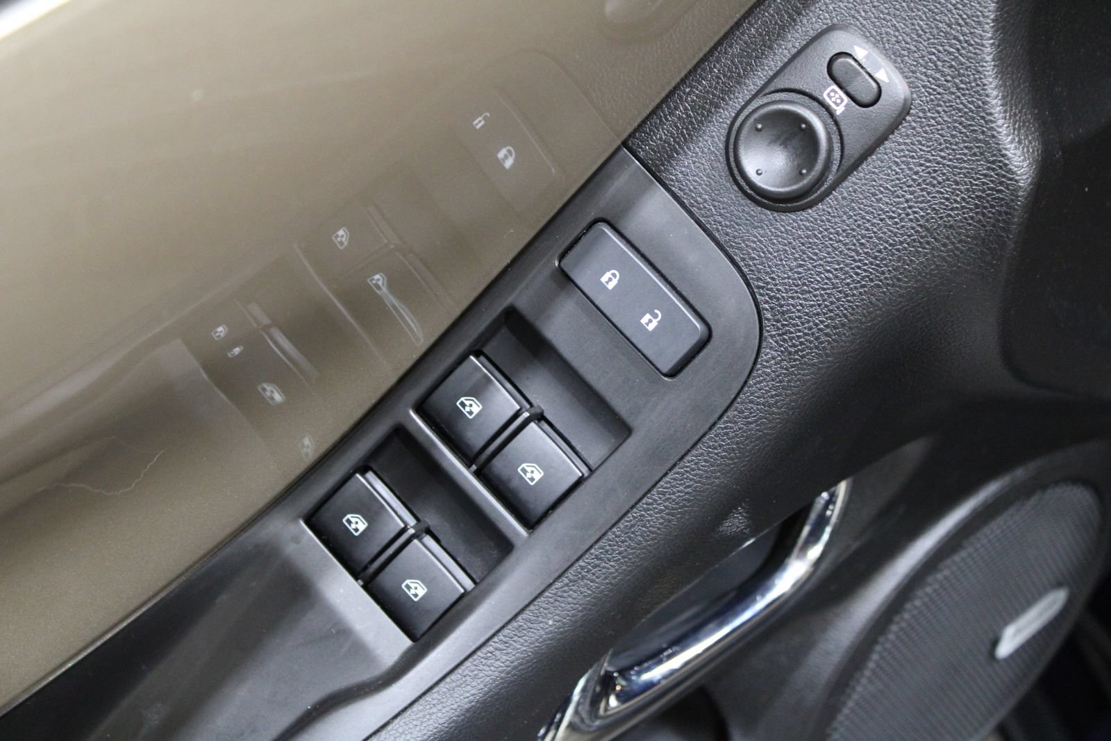 Used 2015 Chevrolet Camaro LT w/ RS Package RWD image 15