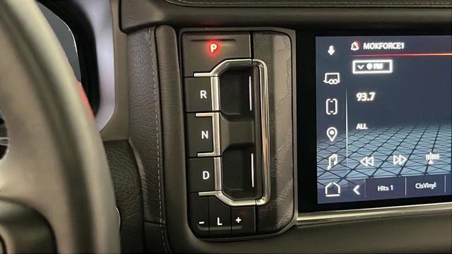 Used 2023 GMC Yukon XL Denali AWD/4WD image 20