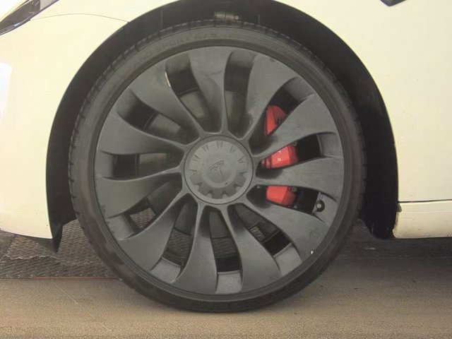 Used 2023 Tesla Model 3 Performance image 18