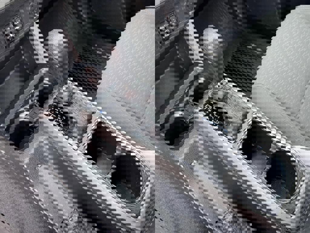 Used 2018 Toyota Tacoma SR5 image 19