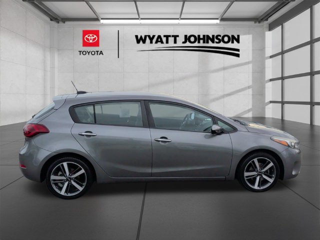 Used 2017 Kia Forte EX FWD image 8