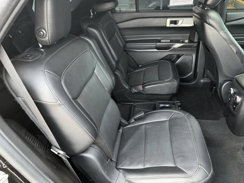 Used 2020 Ford Explorer Limited AWD/4WD image 30