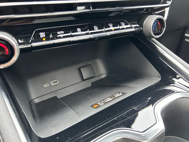 New 2026 Chevrolet Traverse RS w/ LPO, Floor Liner Package image 52