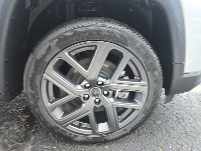 New 2026 Jeep Compass Limited image 30