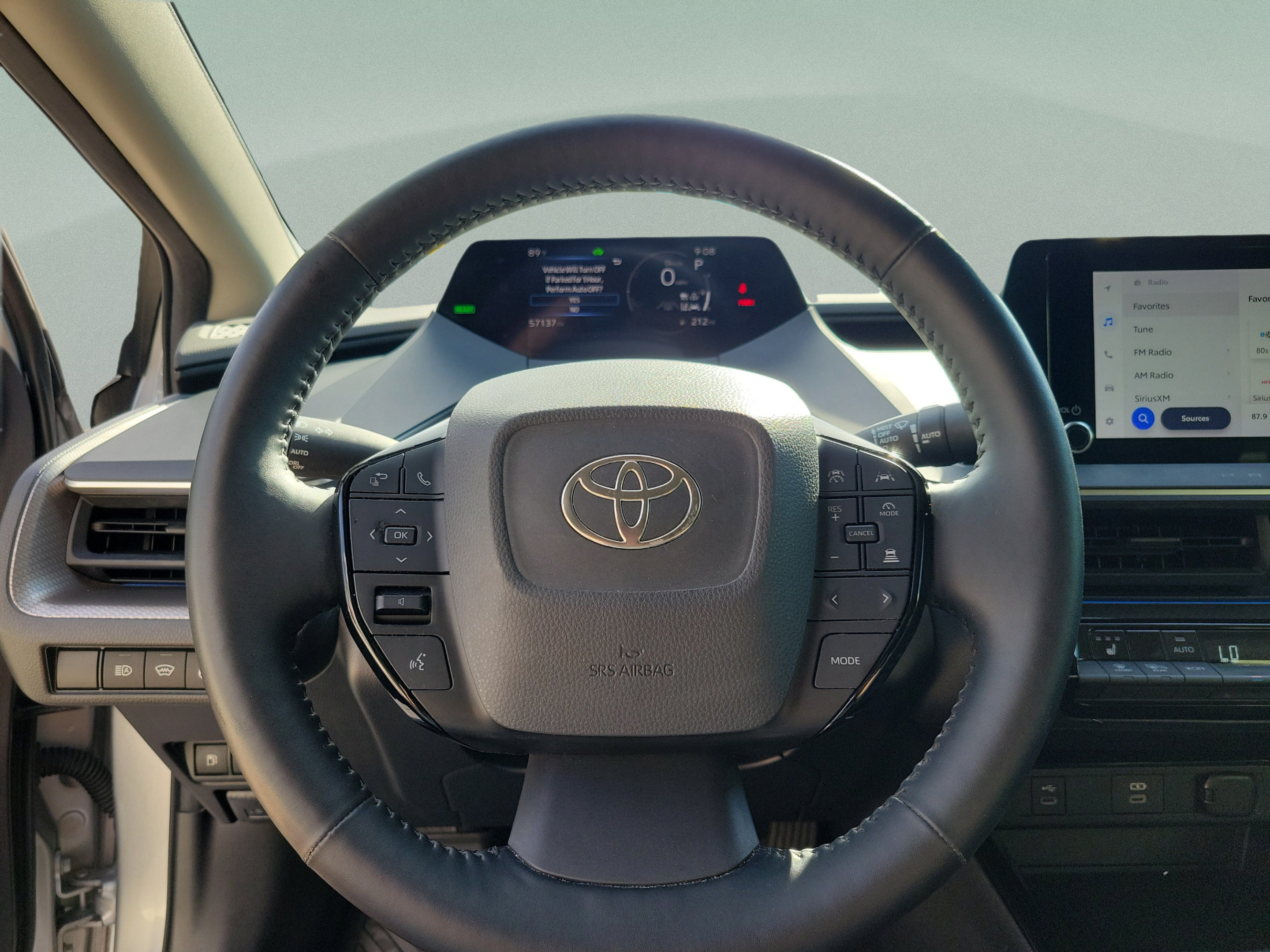 Used 2023 Toyota Prius XLE FWD image 12