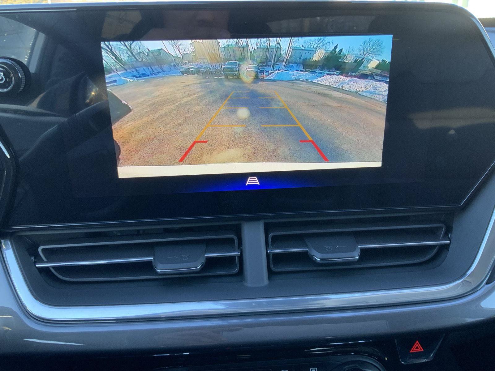 New 2026 Chevrolet Trax ACTIV FWD image 20