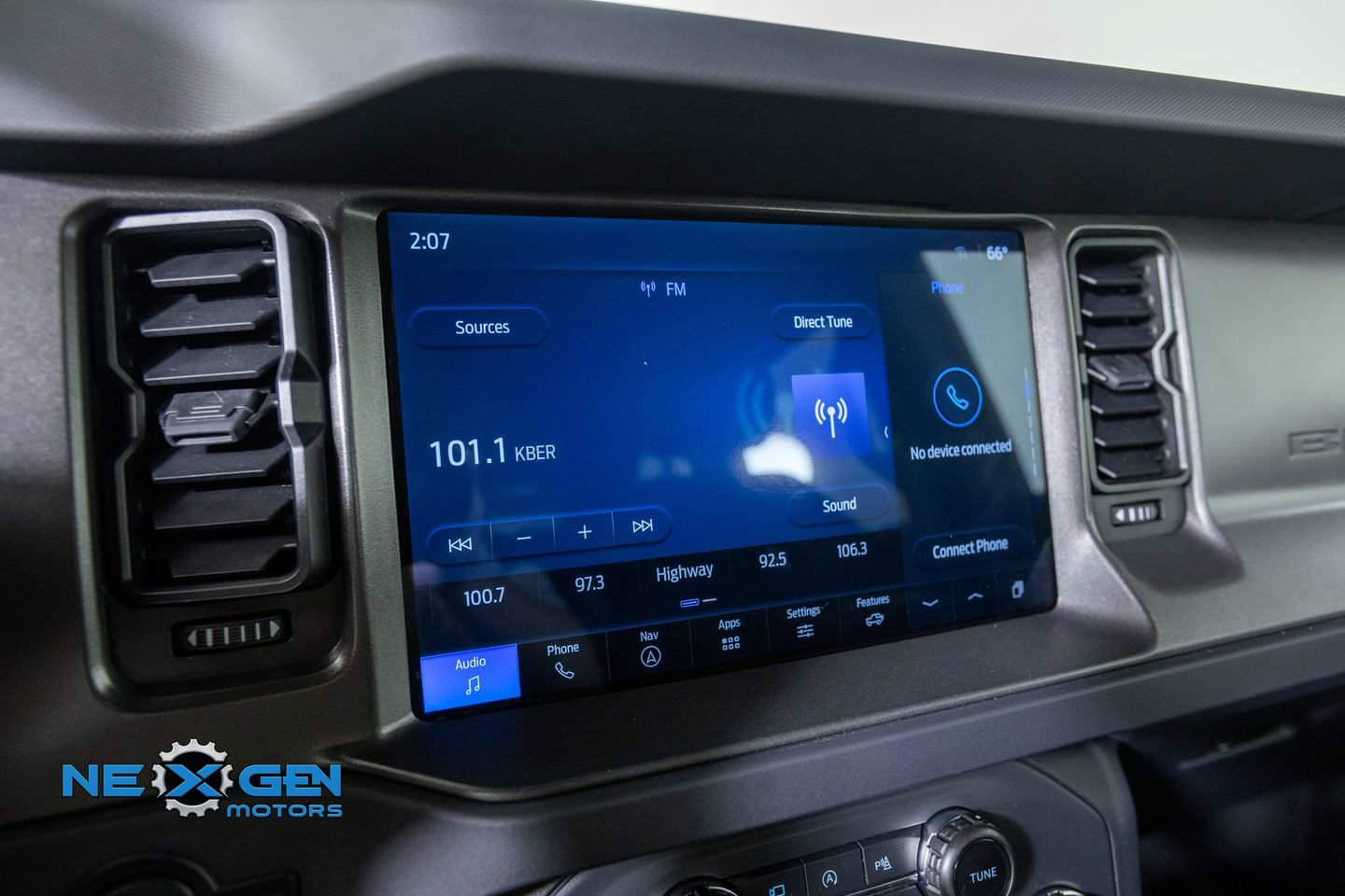 Used 2025 Ford Bronco Badlands AWD/4WD image 19